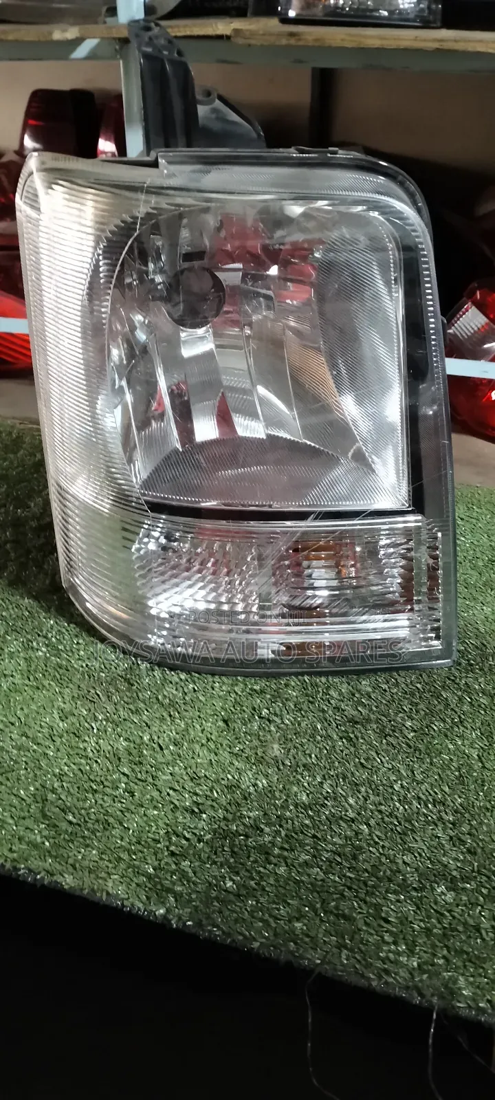 Suzuki Every 2010 Headlight