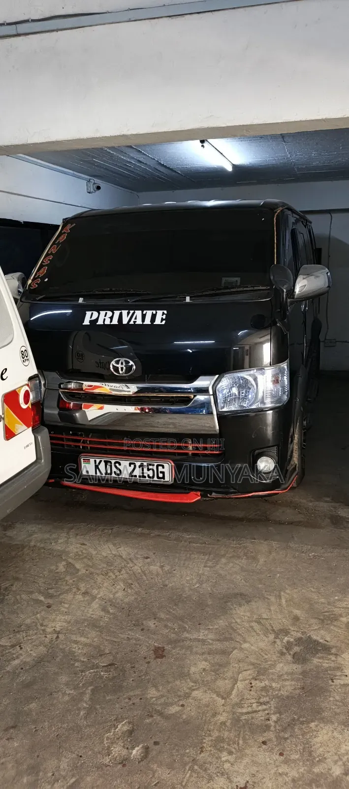 Toyota HiAce 2018 Black