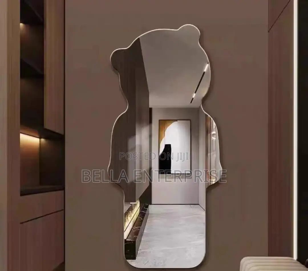 Dolly Shape Acrylic Mirror
