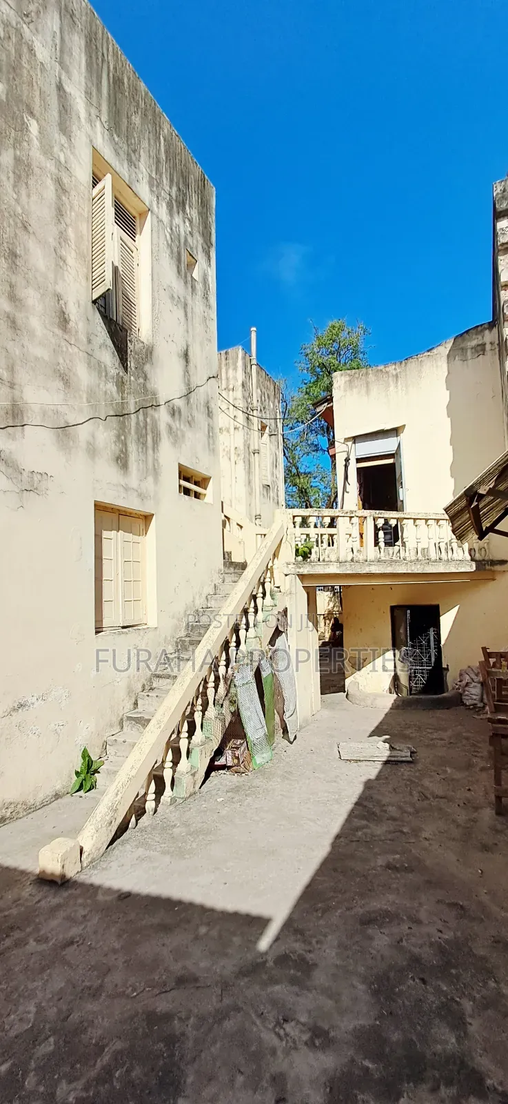 4bdrm Block of Flats in Nyali for sale