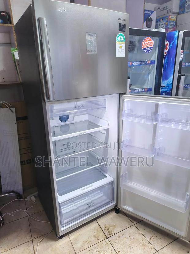 Twin Cooling Samsung Refrigerator - thumbnail 2