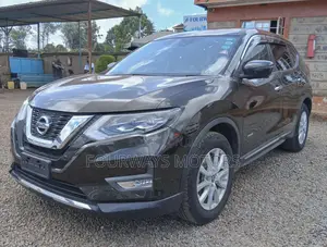 Nissan X-Trail 2018 Green