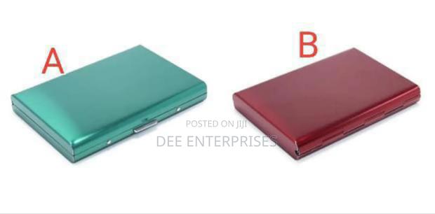 Card Holder/Card Storage - thumbnail 2