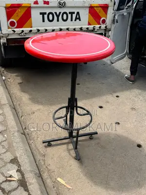 Bar High Round Table