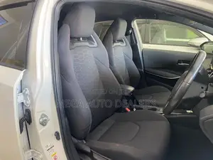 Toyota Corolla 2018 White