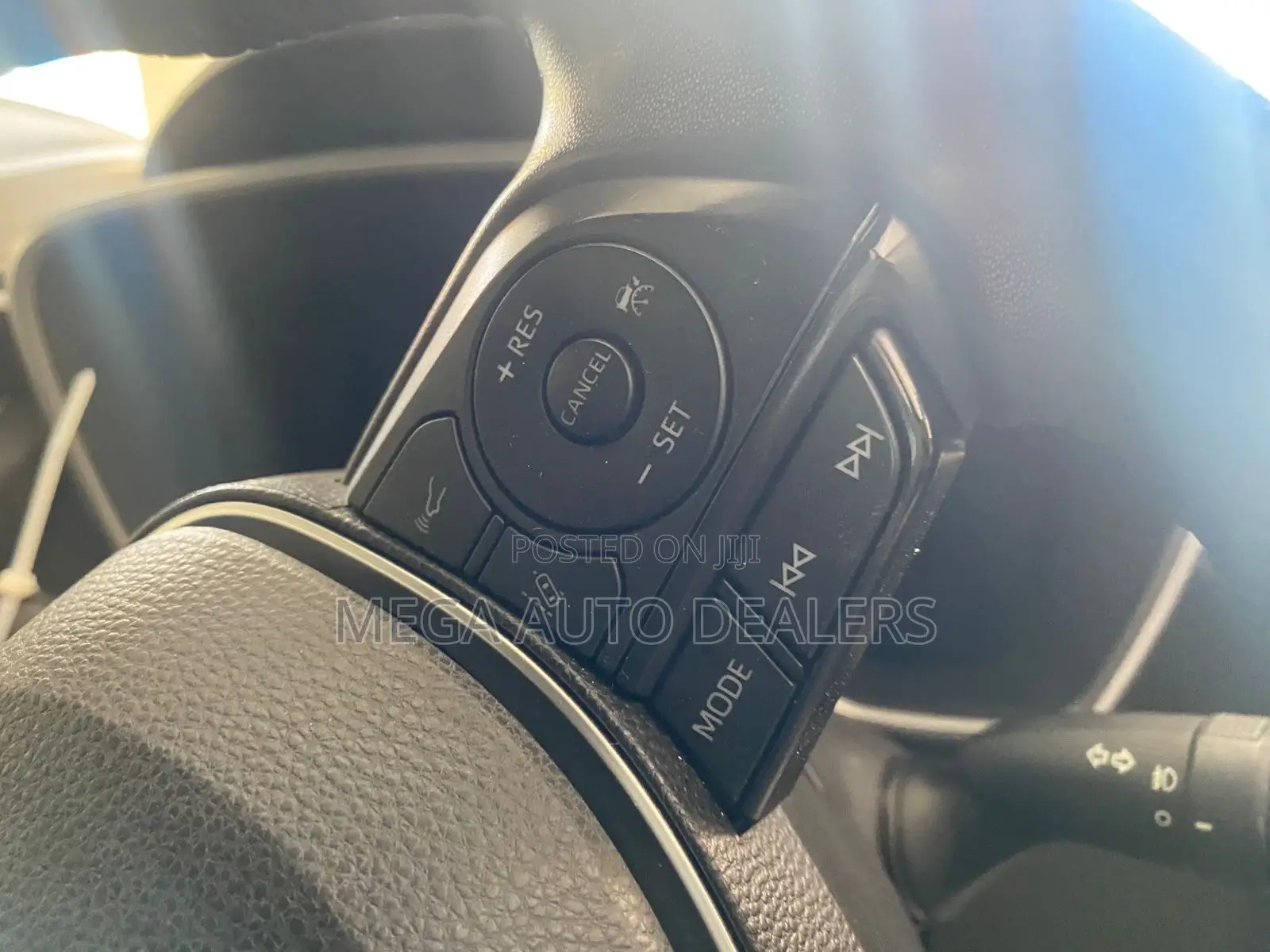 Toyota Corolla 2018 White