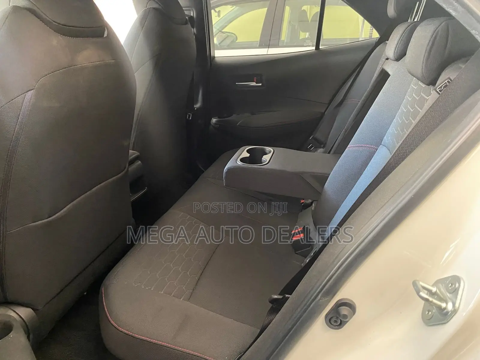 Toyota Corolla 2018 White