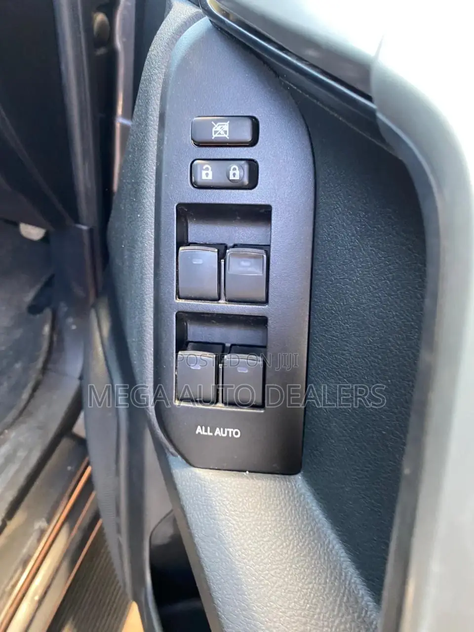 Toyota Land Cruiser Prado 2022 Gray