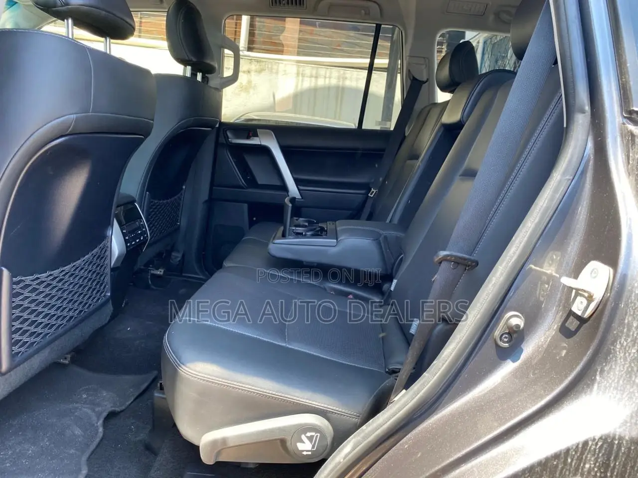 Toyota Land Cruiser Prado 2022 Gray