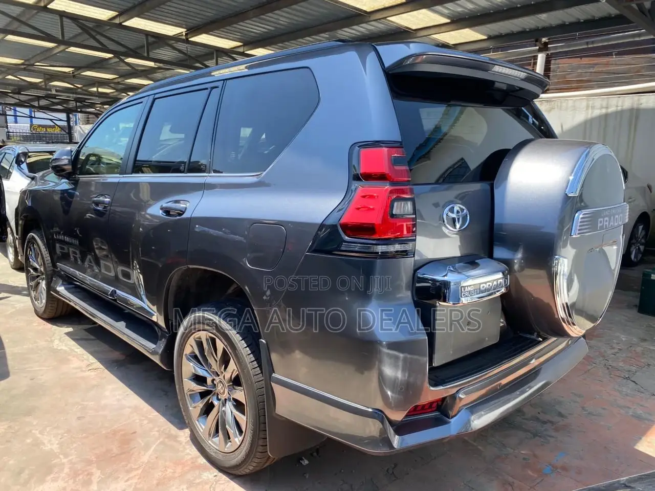 Toyota Land Cruiser Prado 2022 Gray