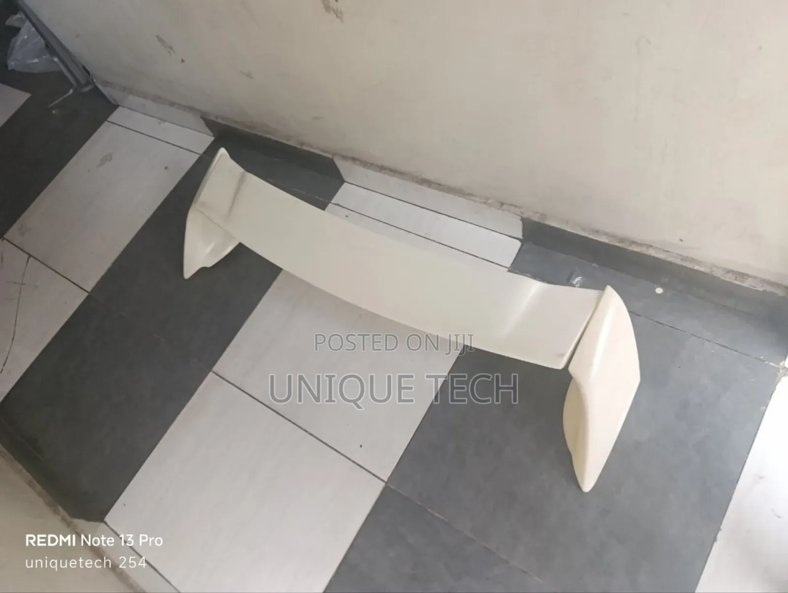 Universal Saloon Car Sport Spoiler Abs Plastic Material