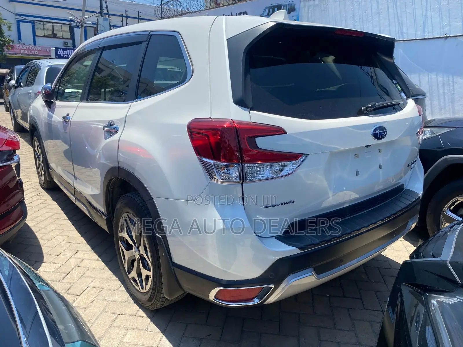 Subaru Forester 2018 White