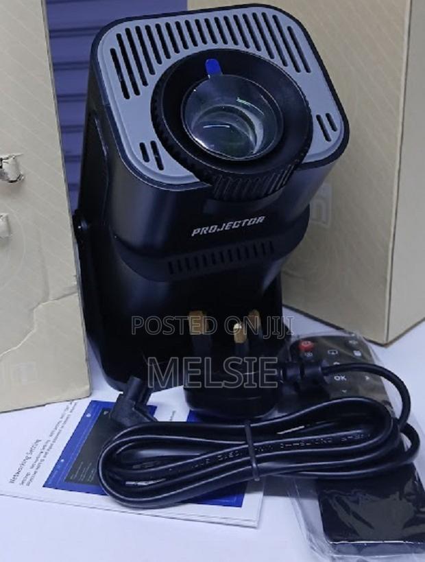 Portable Home Android 13 Video 200ansi Outdoor Projector Hy320