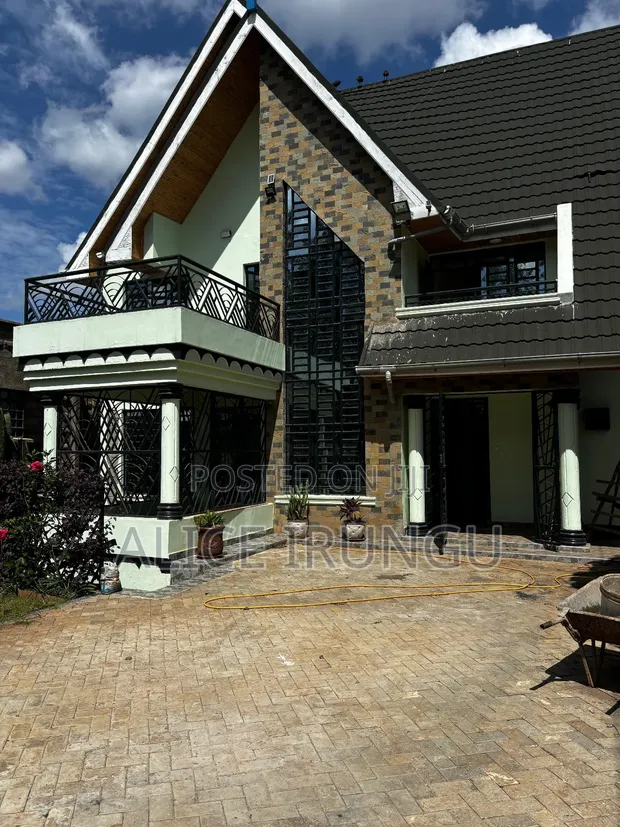 5bdrm Mansion in Olive Gardens, Runda for rent