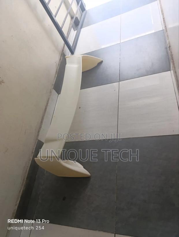 Universal Abs Spoiler for Saloon Cars