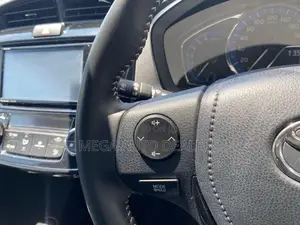 Toyota Corolla Fielder 2018 White