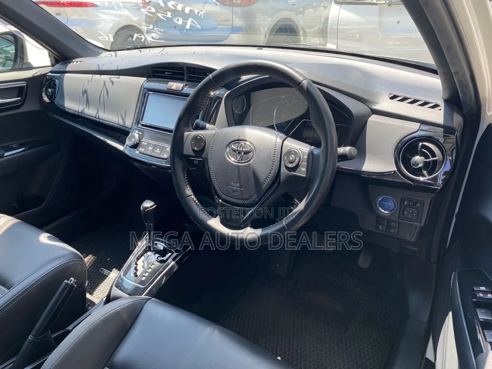 Toyota Corolla Fielder 2018 White
