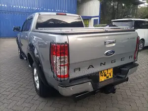 Ford Ranger Wildtrak 2013 Silver