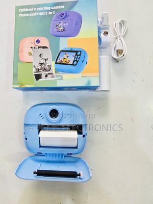 Am200 Polaroid Camera - main view