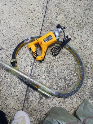 Dera Electric/Concrete Vibrator
