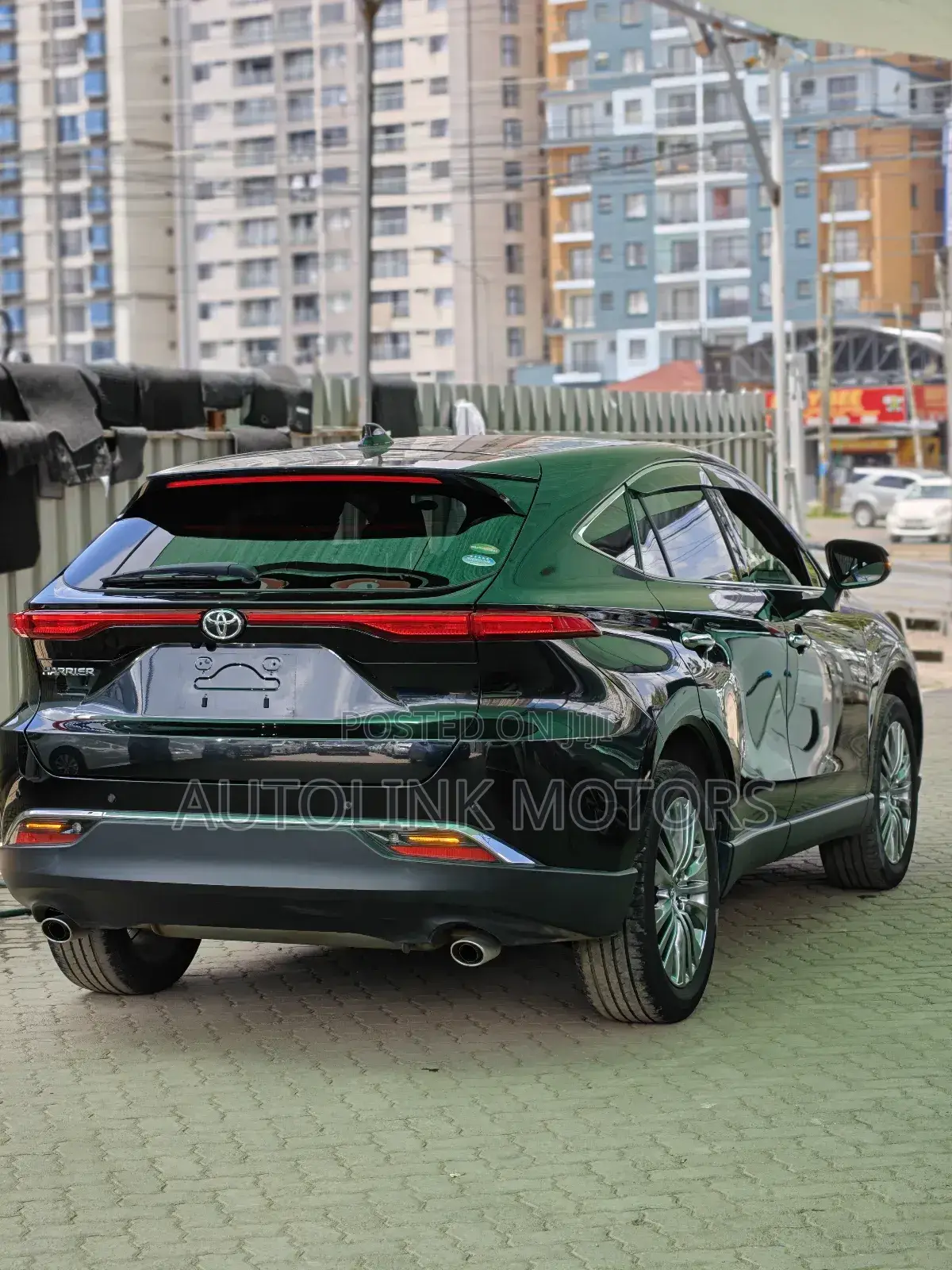 Toyota Harrier 2.0 2020 Black