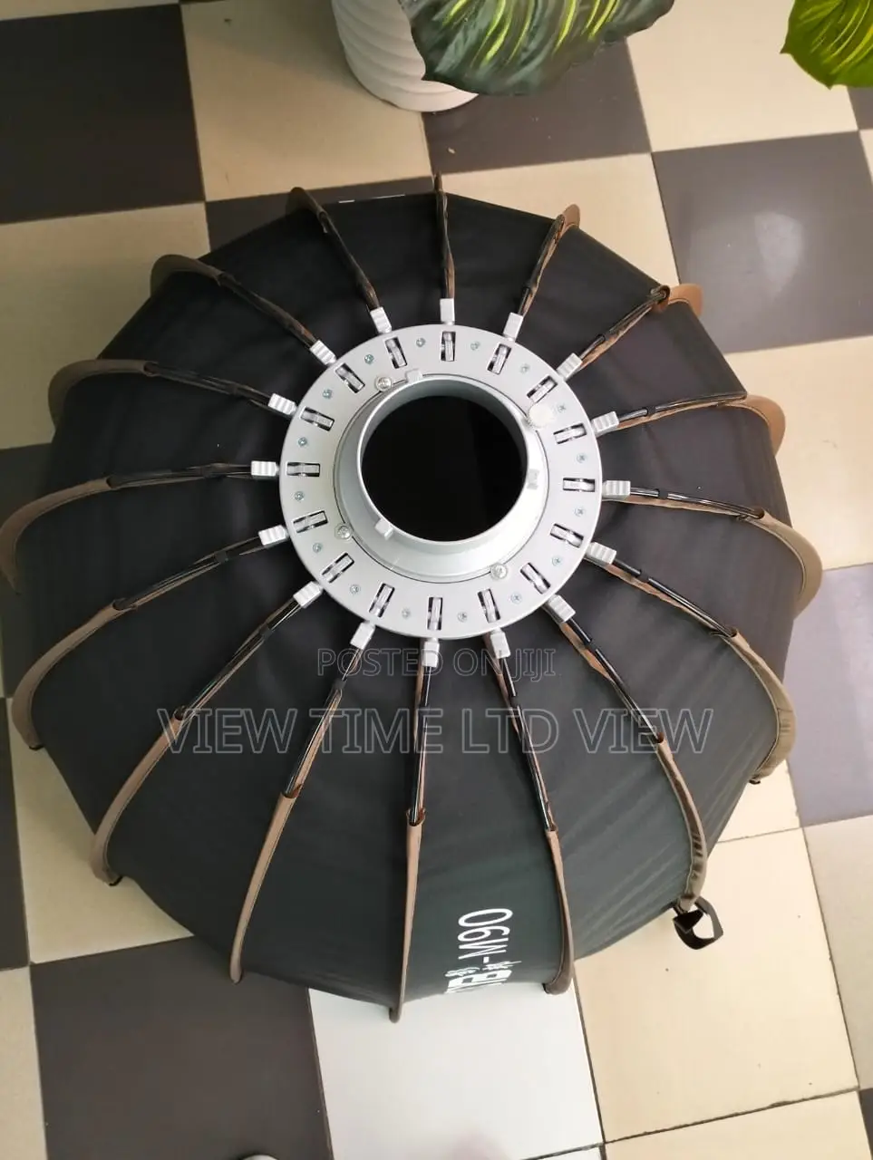 Zsyb 90cm Deep Parabolic Softbox in Nairobi