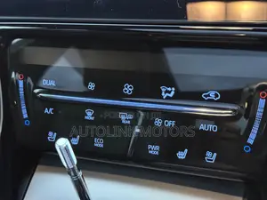 Toyota Harrier 2019 White