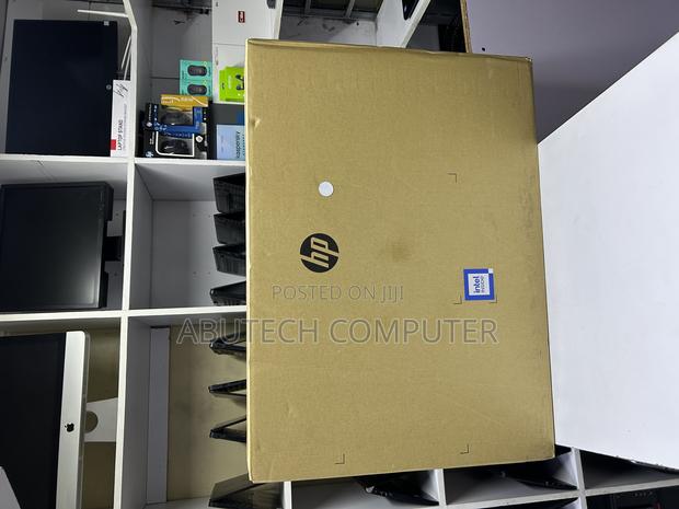 New Desktop Computer HP 16GB Intel Core I7 SSD 512GB - main view