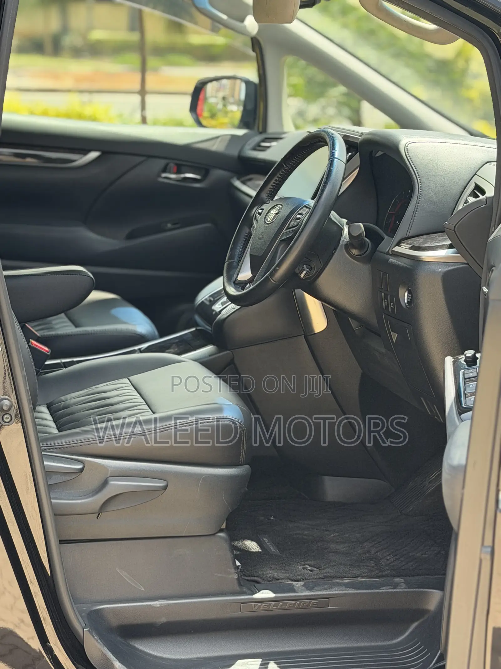 Toyota Vellfire 2018 Purple