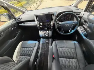 Toyota Vellfire 2018 Purple
