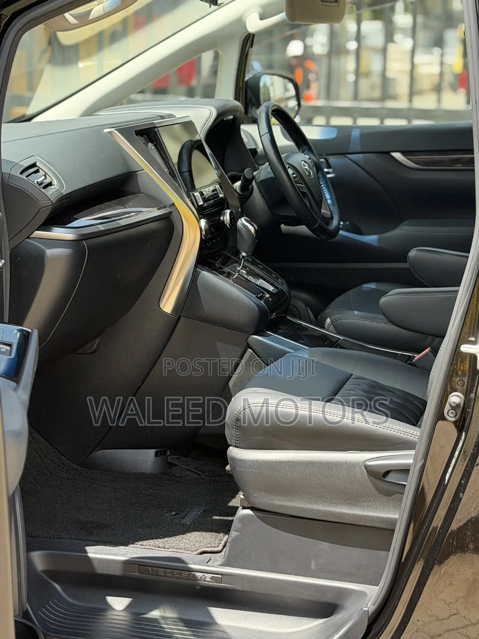 Toyota Vellfire 2018 Purple