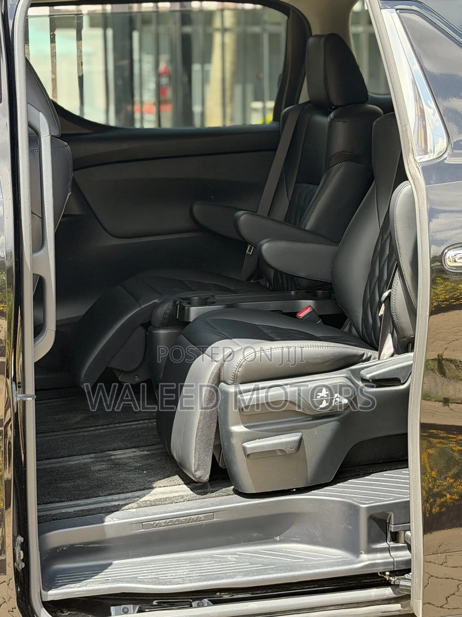 Toyota Vellfire 2018 Purple