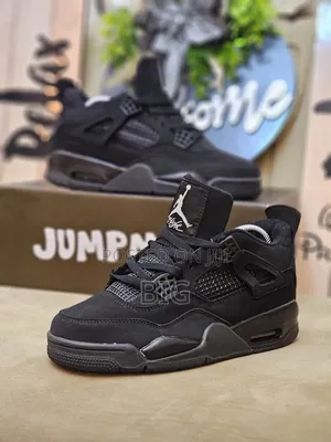 Air Jordan 4 Black