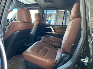 Toyota Land Cruiser 4.6 V8 ZX 2019 Black