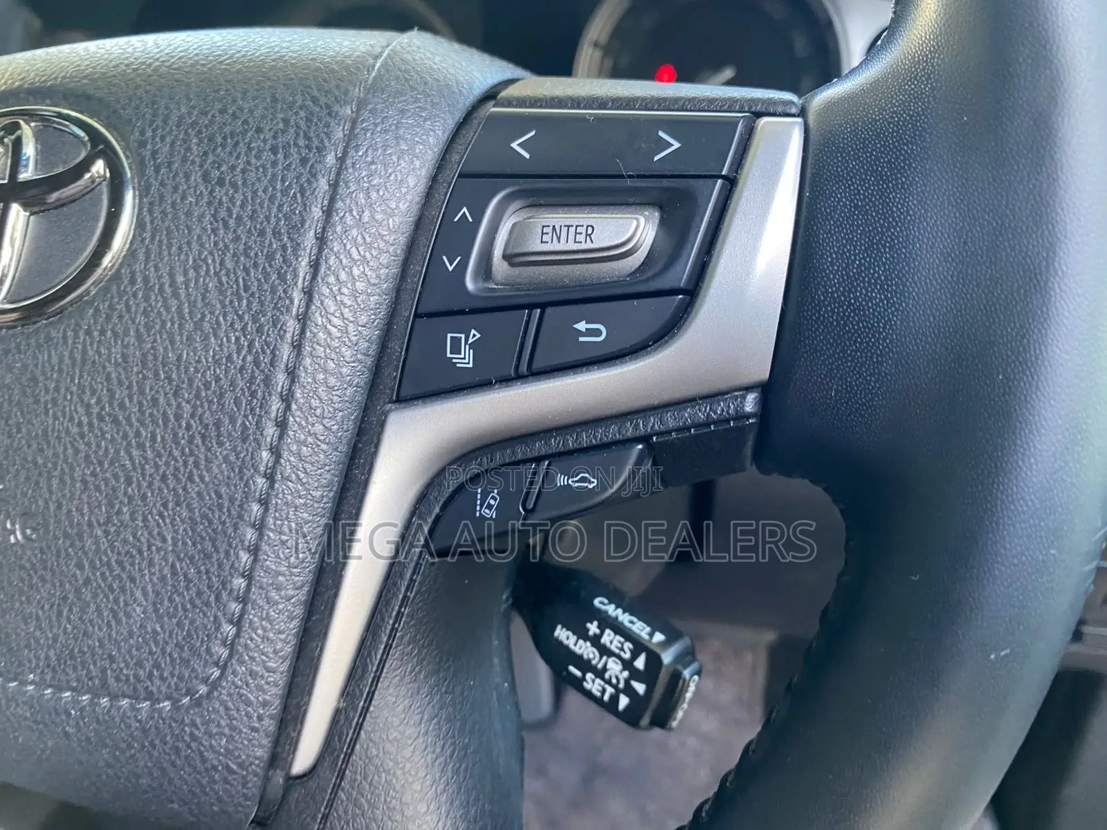 Toyota Land Cruiser 4.6 V8 ZX 2019 Black