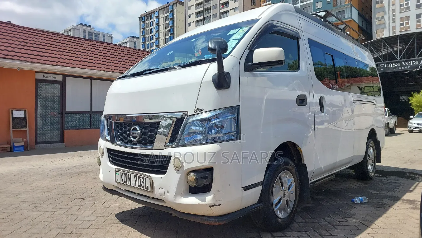 Nissan Caravan (Urvan) 2016 White