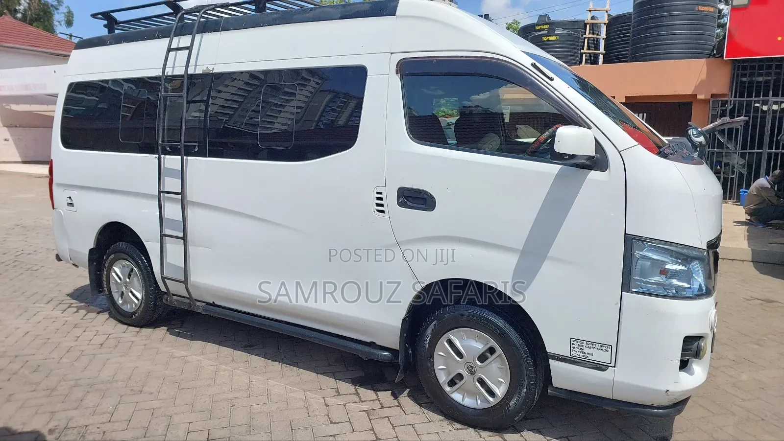 Nissan Caravan (Urvan) 2016 White