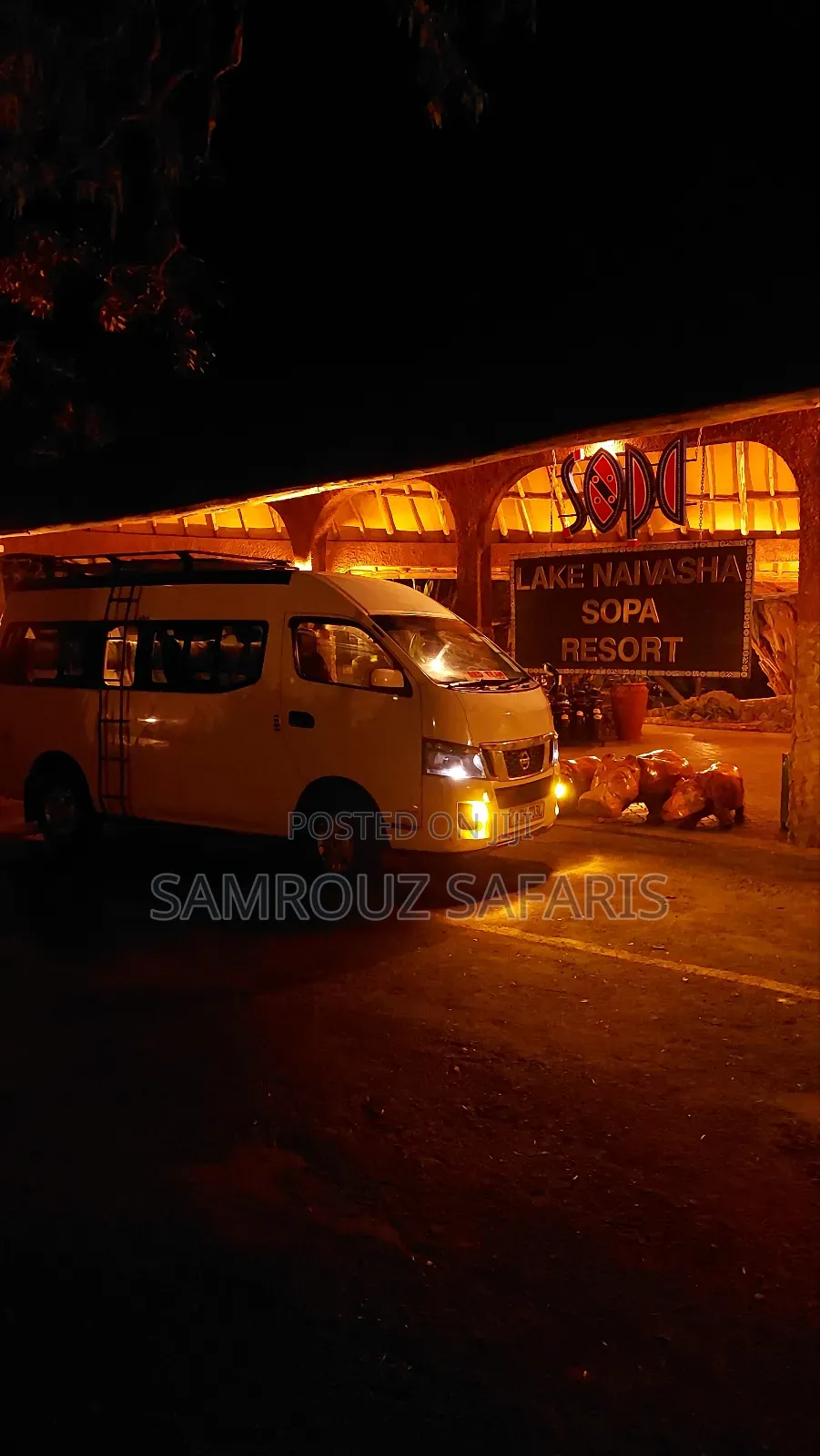 Nissan Caravan (Urvan) 2016 White