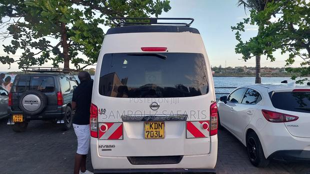 Nissan Caravan (Urvan) 2016 White - thumbnail 20