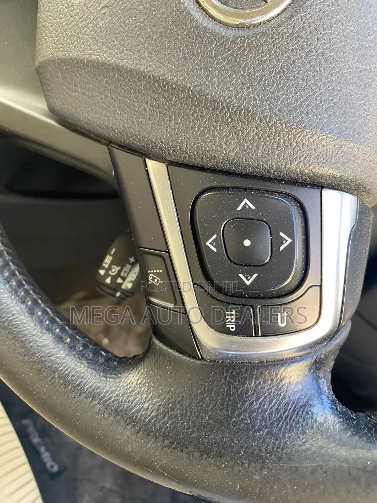 Toyota Premio 2018 Silver
