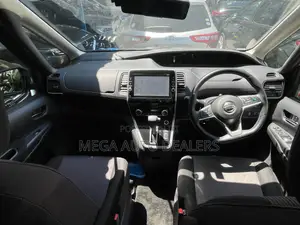 Nissan Serena 2019 Black