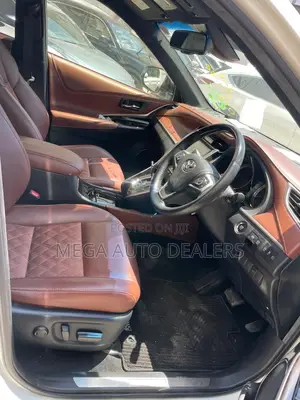 Toyota Harrier 2018 White