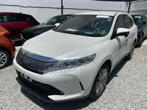 Toyota Harrier 2018 White