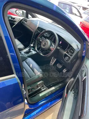 Volkswagen Golf R 4-Door w/DCC & Navigation 2019 Blue