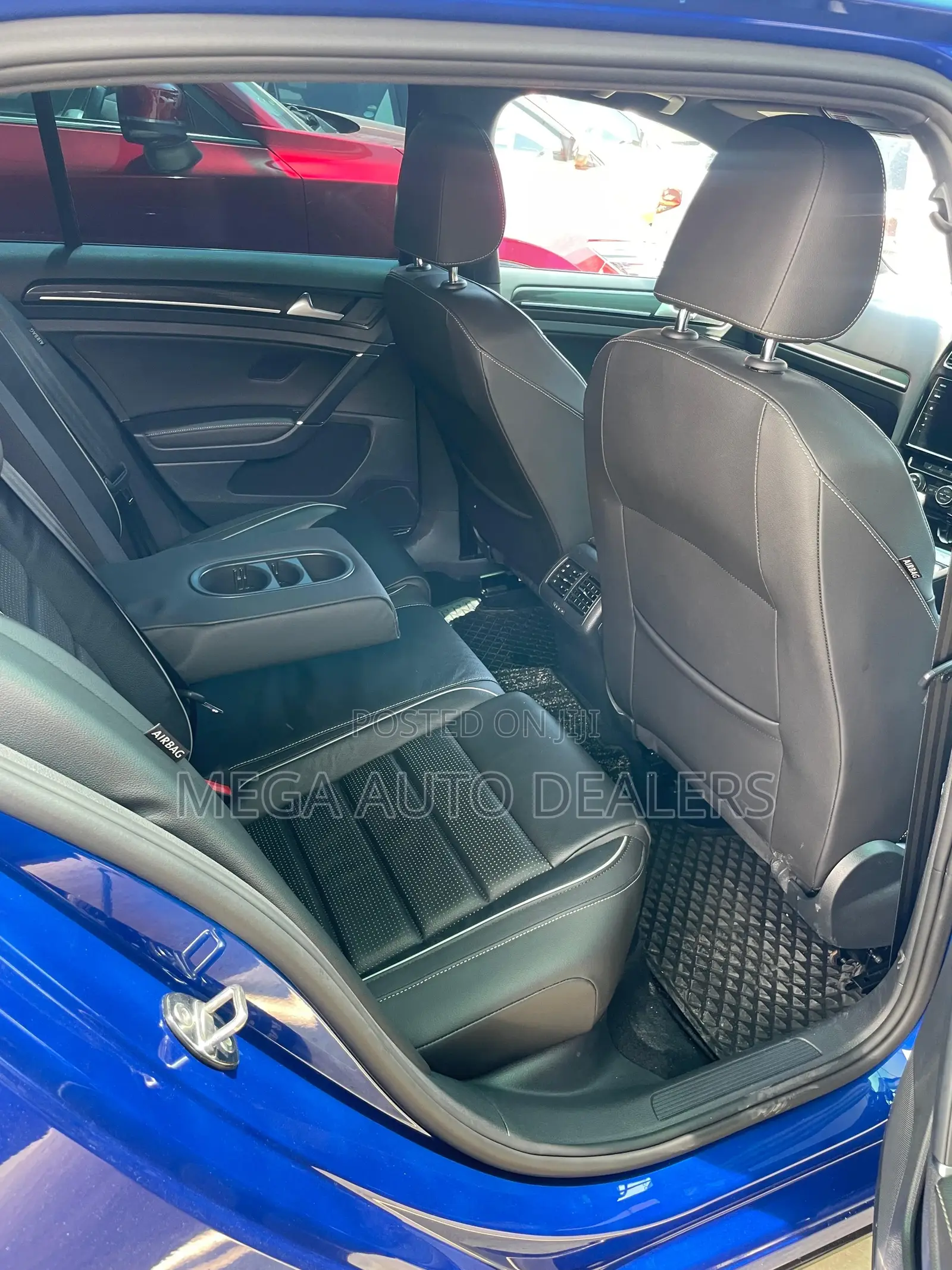 Volkswagen Golf R 4-Door w/DCC & Navigation 2019 Blue