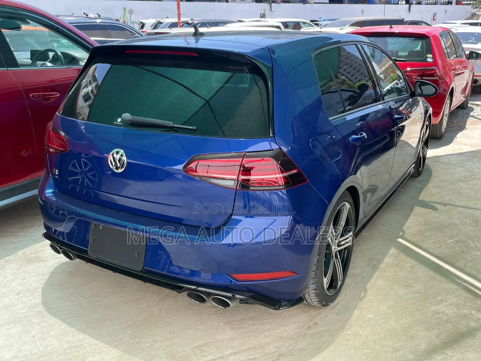Volkswagen Golf R 4-Door w/DCC & Navigation 2019 Blue