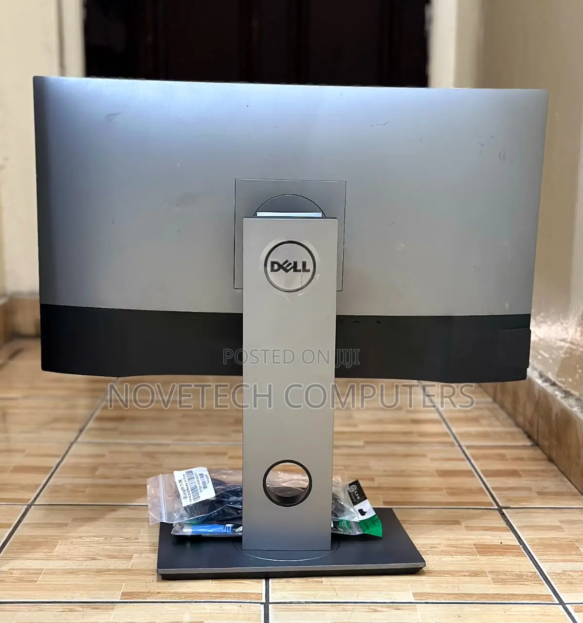 Dell U2520d Ultrasharp 25-inch Qhd Monitor With An Ips Panel
