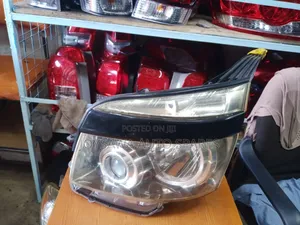 Toyota Voxy 2008 Xenon Headlight