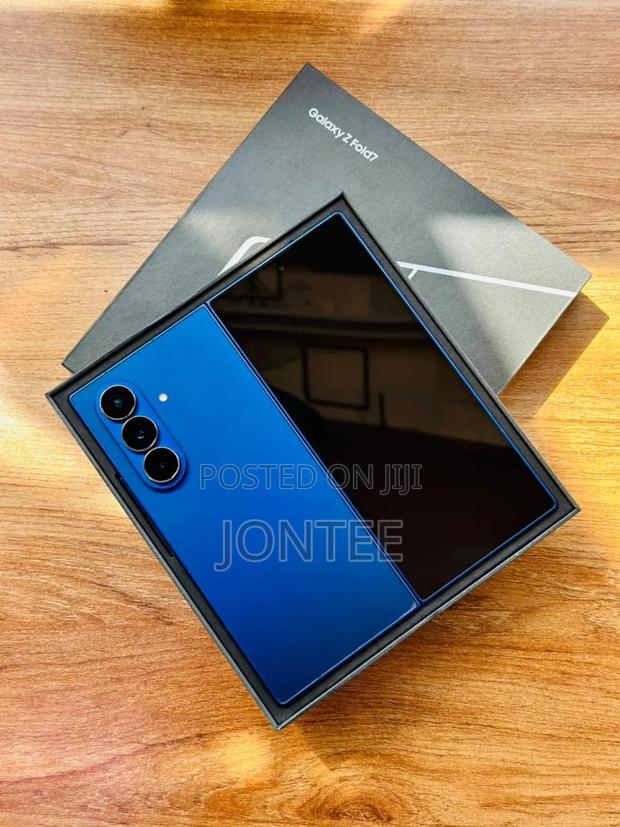 Samsung Galaxy Z Fold7 512 GB Blue - thumbnail 4