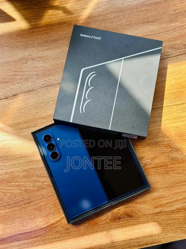 Samsung Galaxy Z Fold7 512 GB Blue